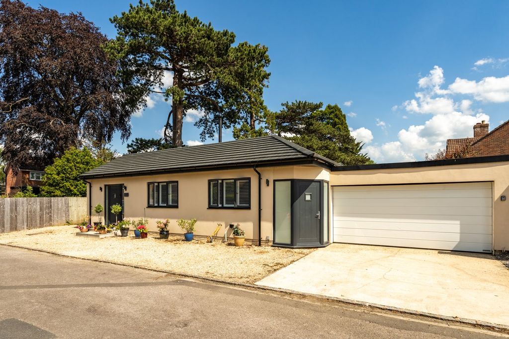 Property photo 1 of 19