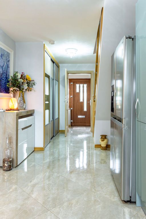 Property photo 3 of 25 Photo 27