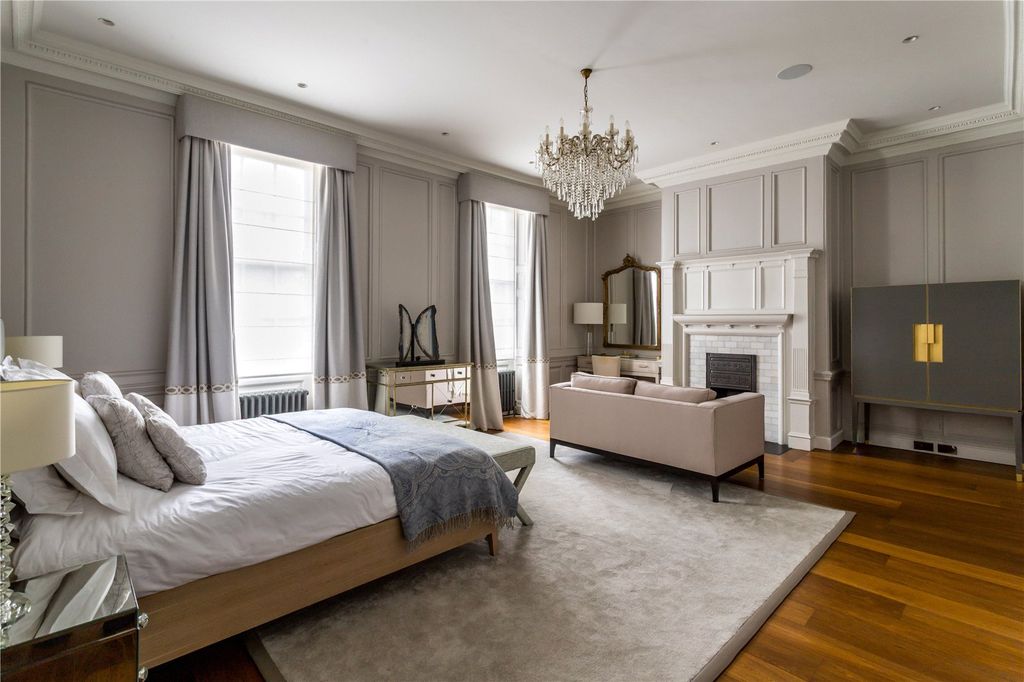 Additional image 9 of 5 bed detached house for saleHigh Street, Hampton TW12