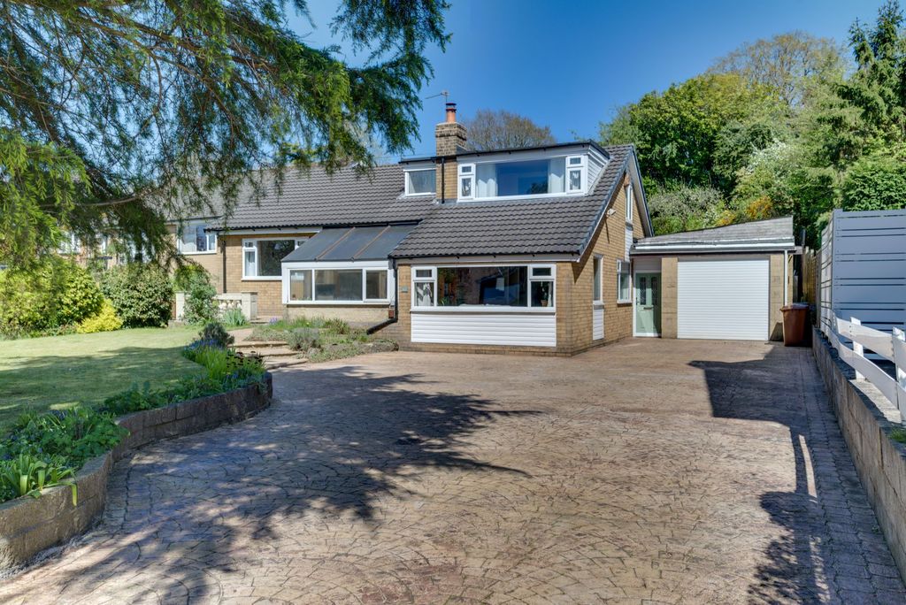 Property photo 2 of 29
