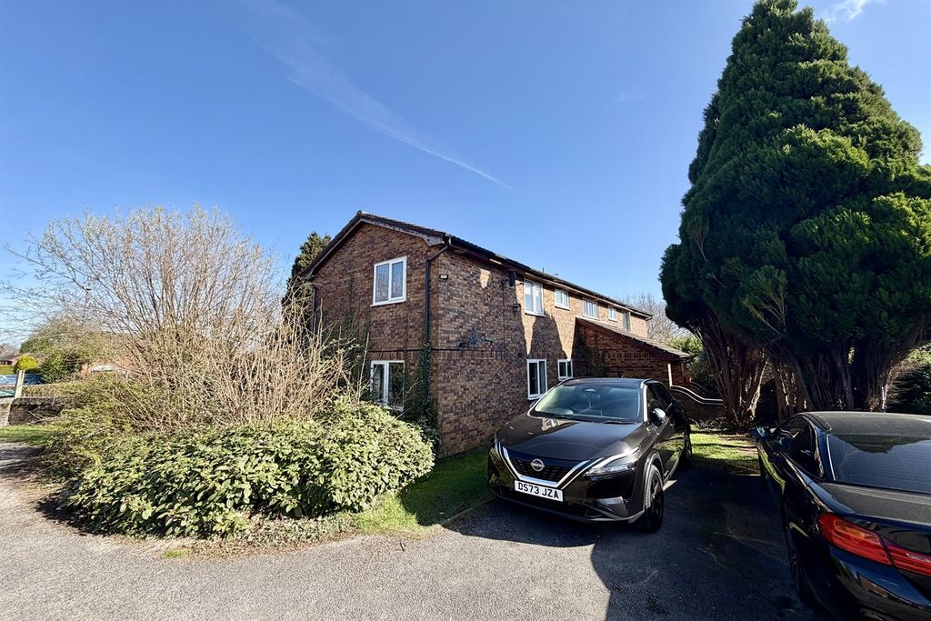 Property photo 1 of 7 (Main)