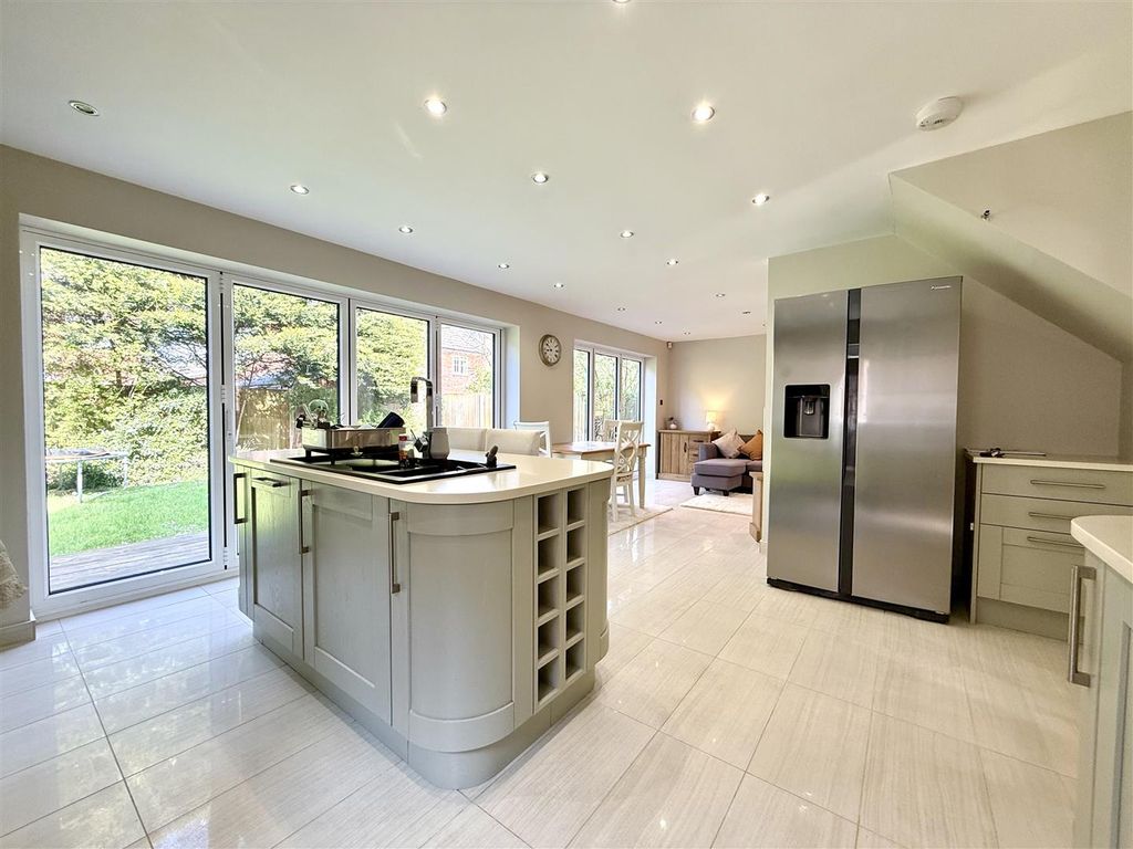 Property photo 2 of 29 2