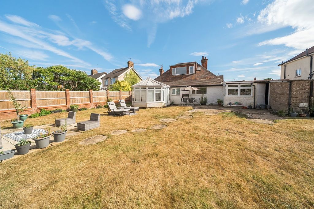 Property photo 2 of 19