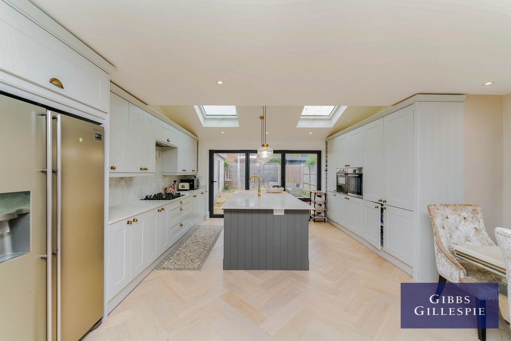 Property photo 1 of 13 11