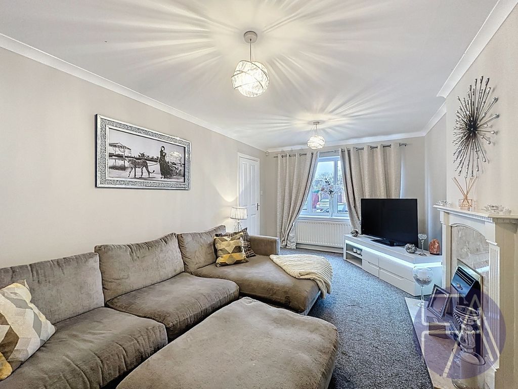 Property photo 2 of 32 5098271