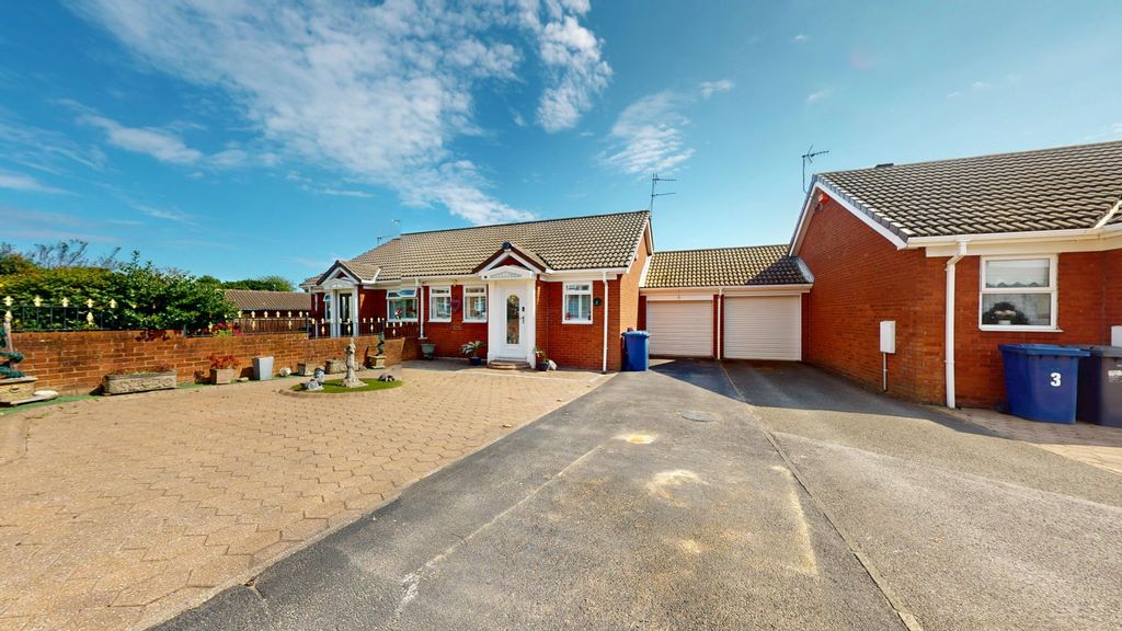 Property photo 1 of 23 3804771