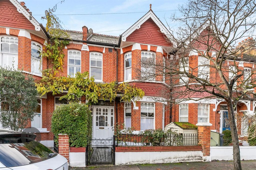 Property photo 2 of 7 External