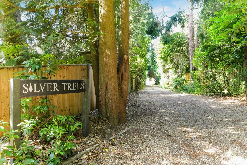 Property photo 2 of 29 Silver Tree Externals- (2).Jpg