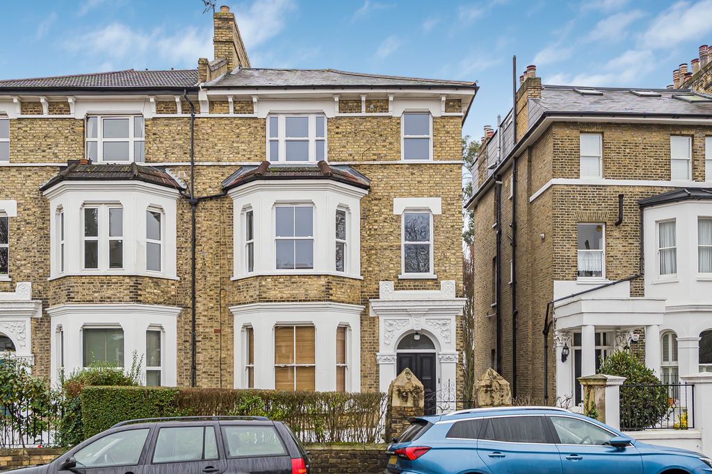 Property photo 1 of 14