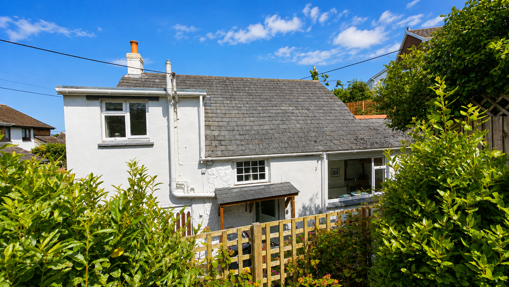Property photo 2 of 40
