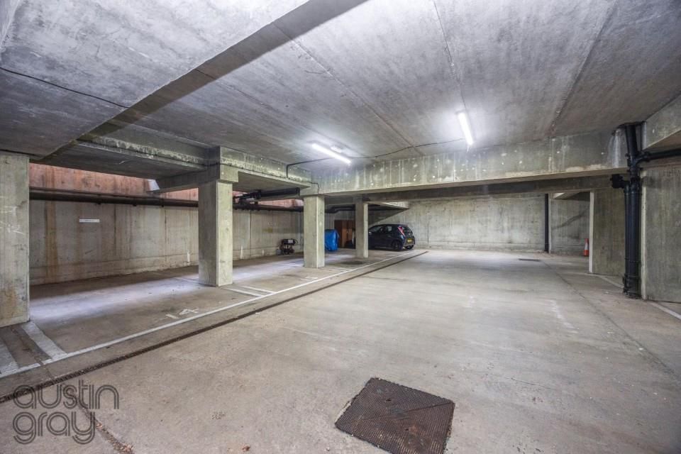 Property photo 3 of 16 Nizells Avenue, The Vineries Flat 5-018 (Custom).J