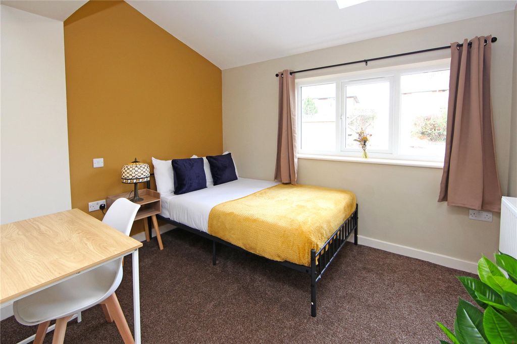 Property photo 1 of 24 Picture No. 25