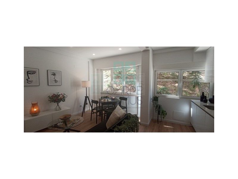 Property photo 2 of 25