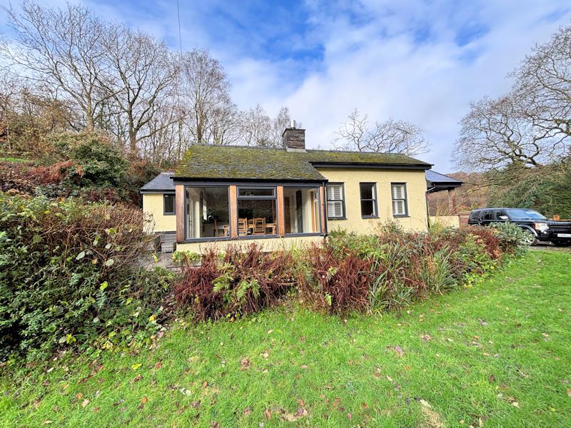 Property photo 2 of 39