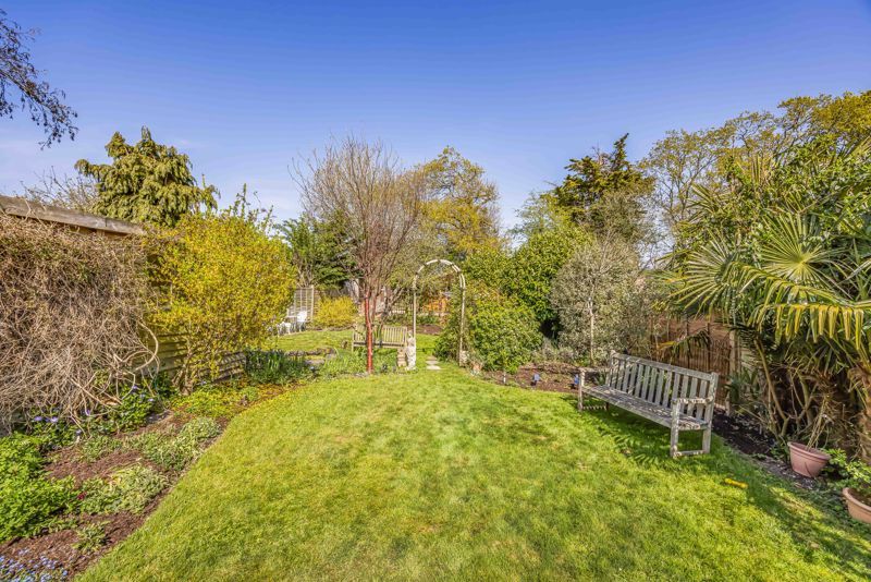 Property photo 2 of 16 Photo 32