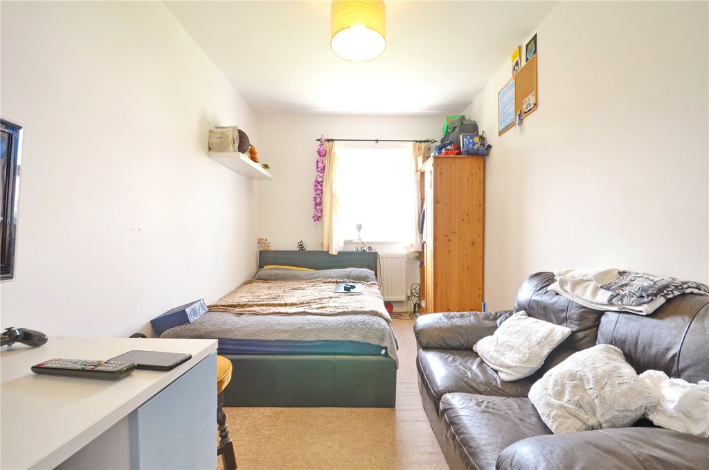 Property photo 2 of 6 Picture No. 01