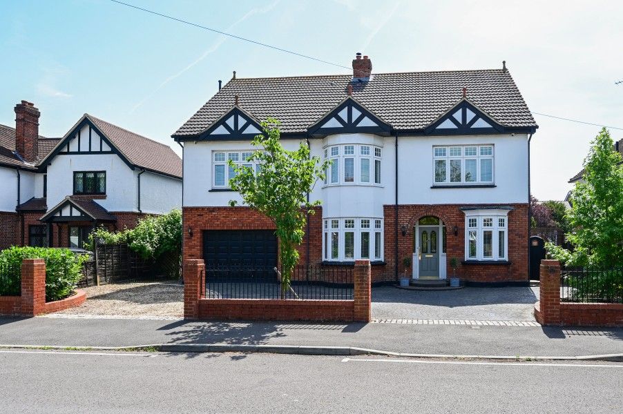 Property photo 1 of 22