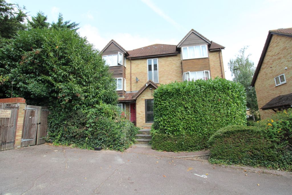 Property photo 1 of 5 Colwyn Green