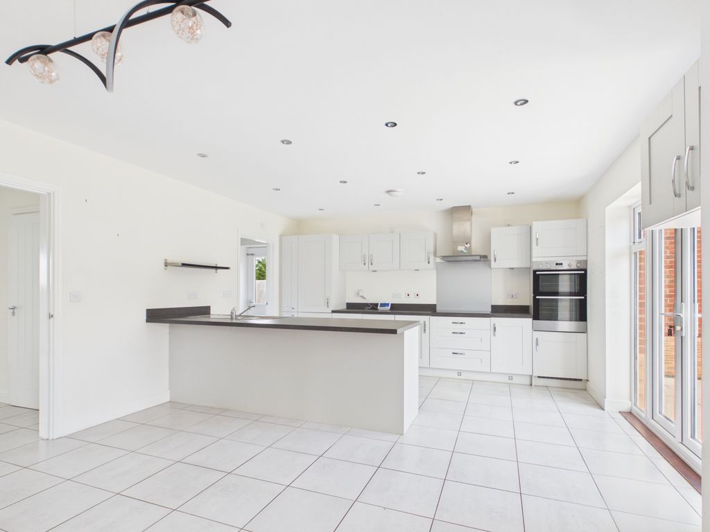 Property photo 2 of 42 Kitchen 1