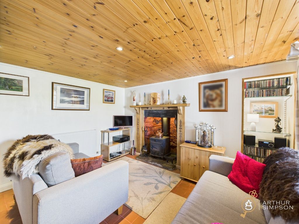 Property photo 2 of 30 4387895