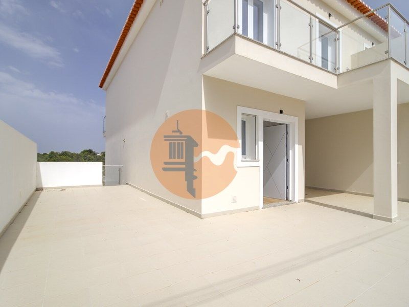 Property photo 1 of 51