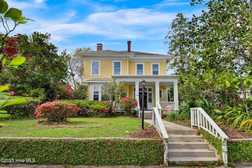 Property photo 1 of 31