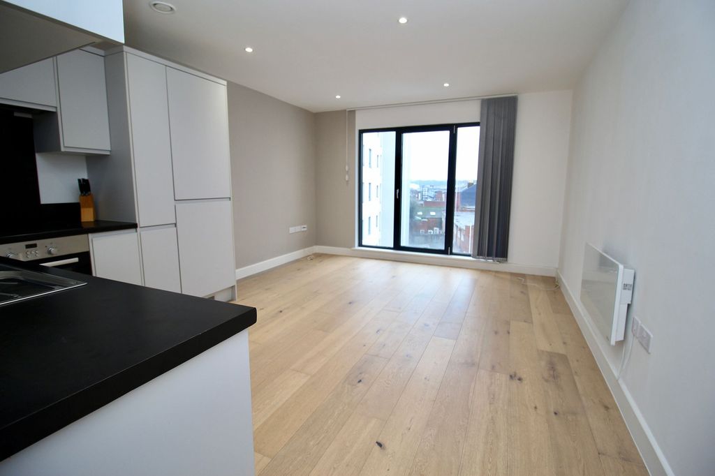 Property photo 2 of 7