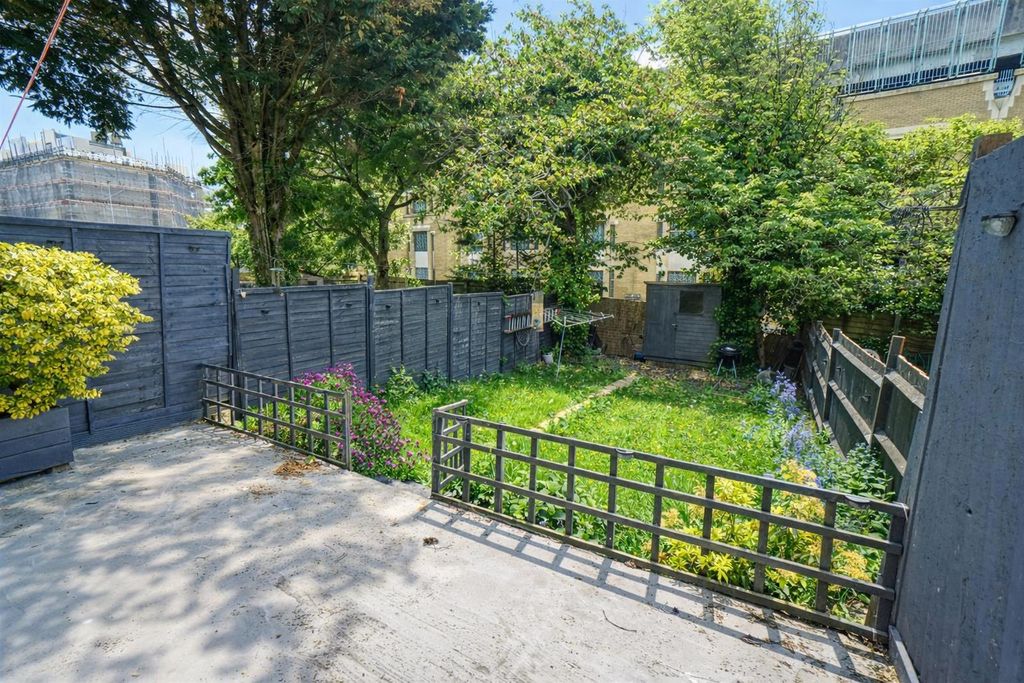 Property photo 2 of 15 4737247c-2A17-4634-97Cf-741d10A739Fe.Png