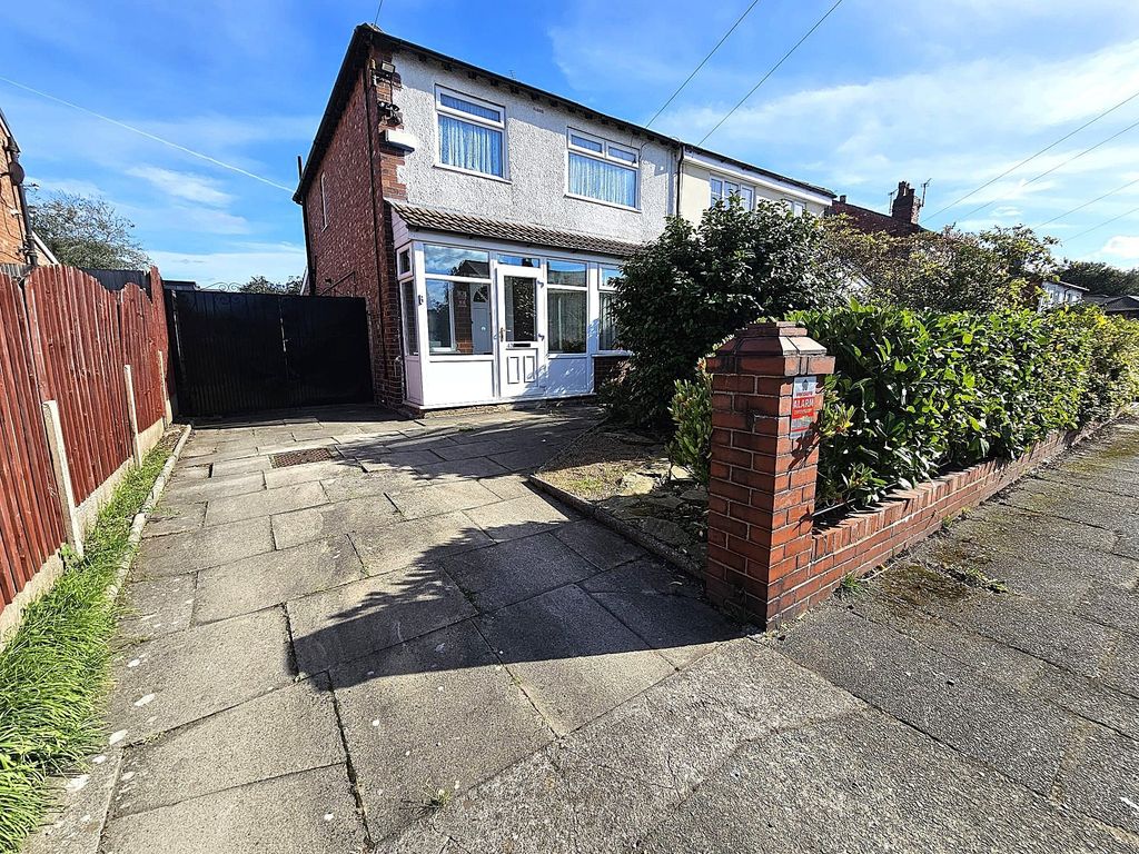 Property photo 1 of 30
