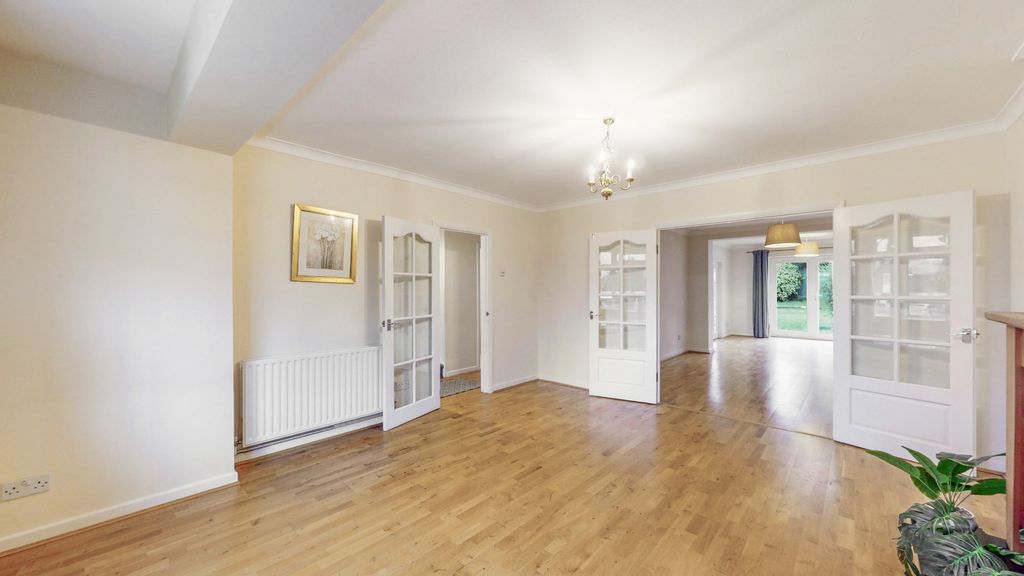 Property photo 2 of 22 4905242