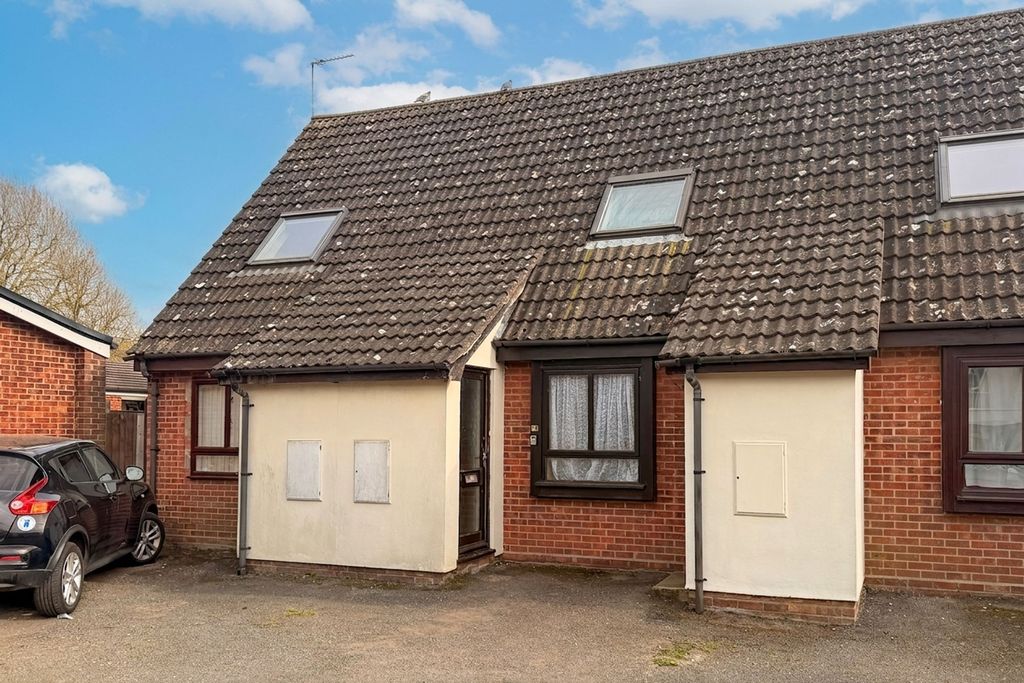 Property photo 1 of 9