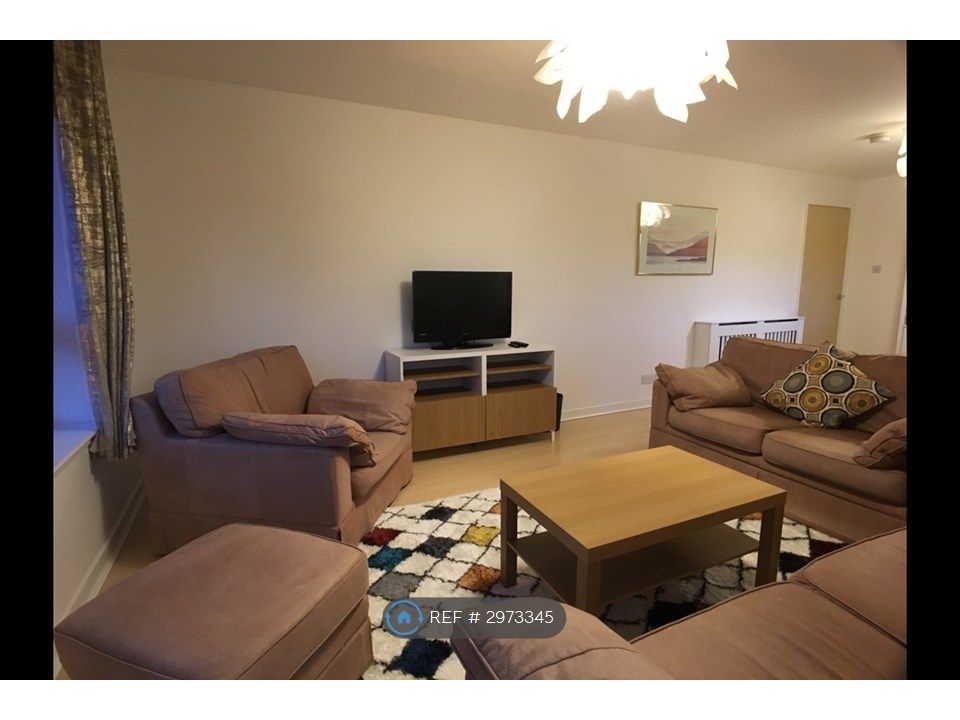 Property photo 2 of 10 Lounge