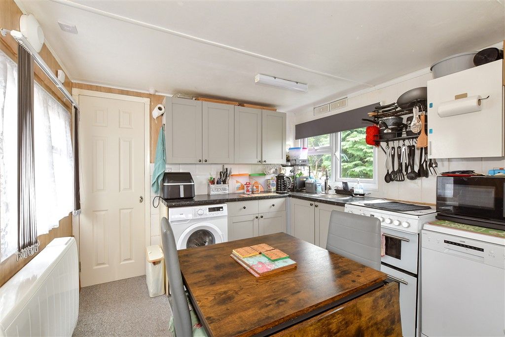 Property photo 2 of 7 Kitchen/ Lounge/ Dining Area