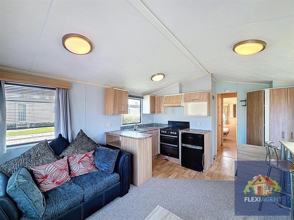 Property photo 3 of 12 4252972