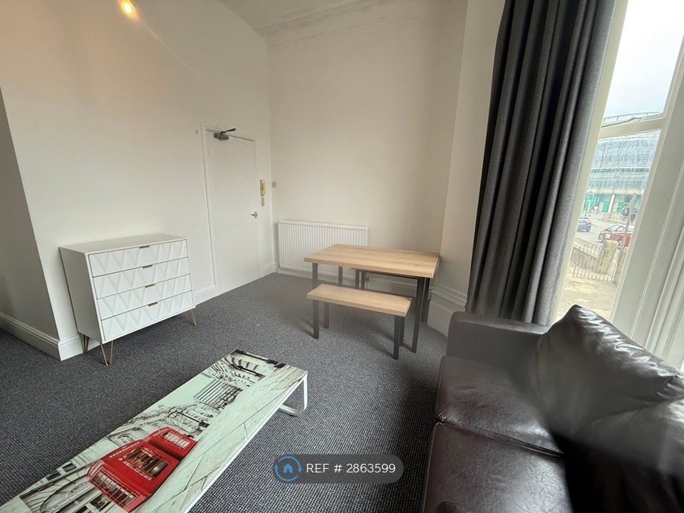 Property photo 3 of 6