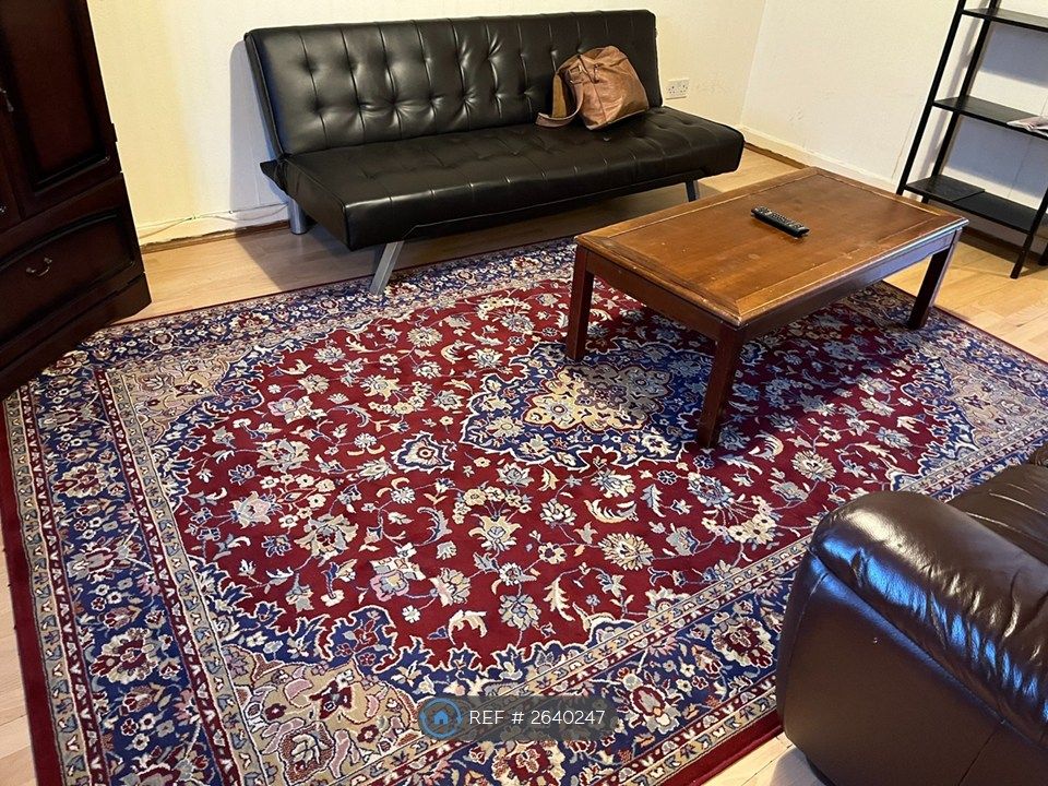 Property photo 2 of 31