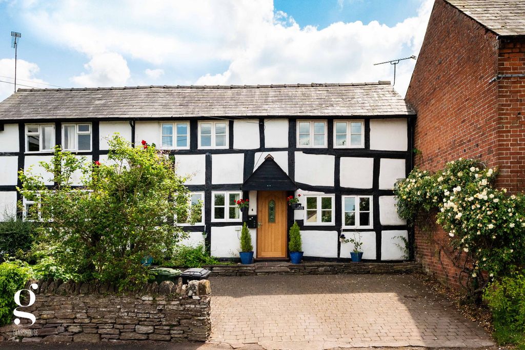 Property photo 1 of 24