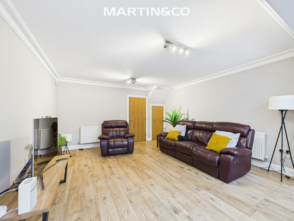 Property photo 3 of 29