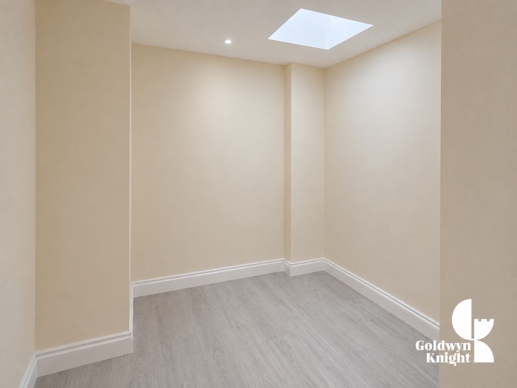 Property photo 3 of 5 76Aa41d2-3Ae6-4A01-846B-12827733B8c1