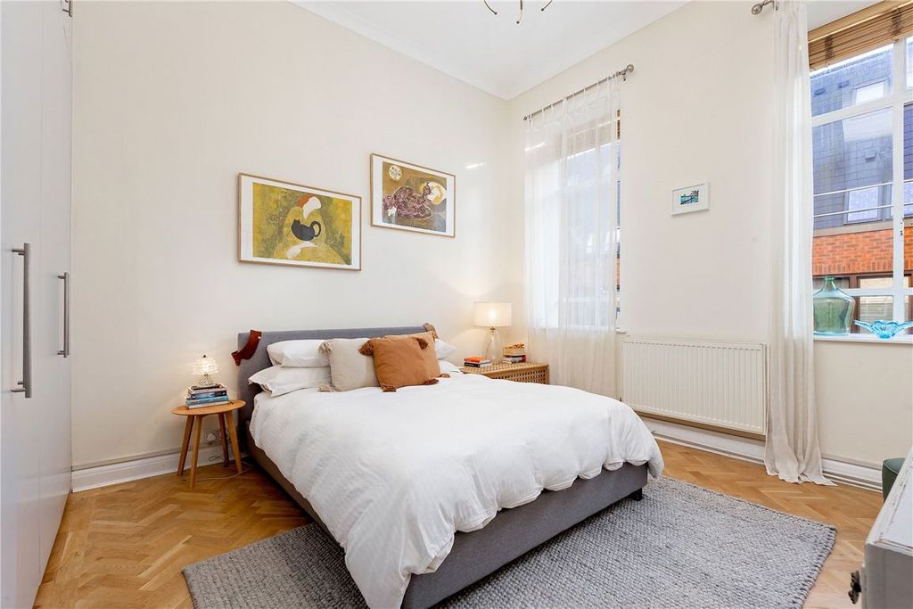 Property photo 3 of 5