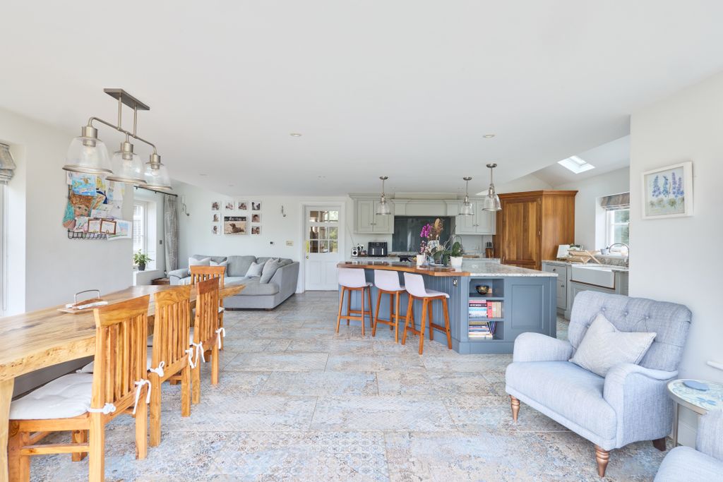 Additional image 9 of 6 bed detached house for saleCowlinge, Newmarket, Suffolk CB8