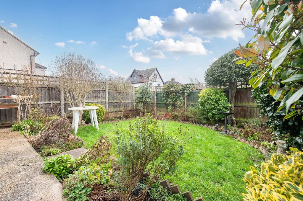 Property photo 2 of 11 Rear Garden