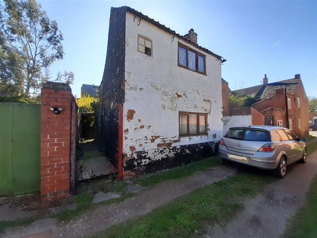 Property photo 2 of 7