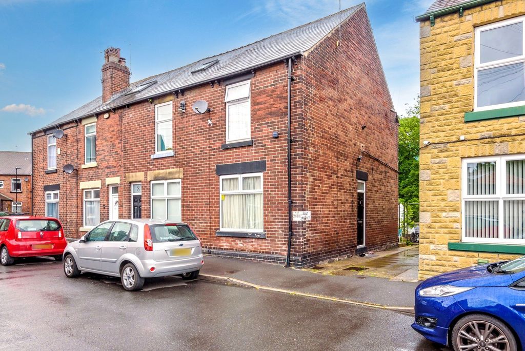 Property photo 1 of 8