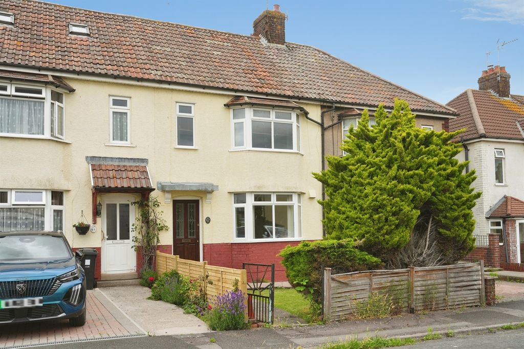 Property photo 1 of 18