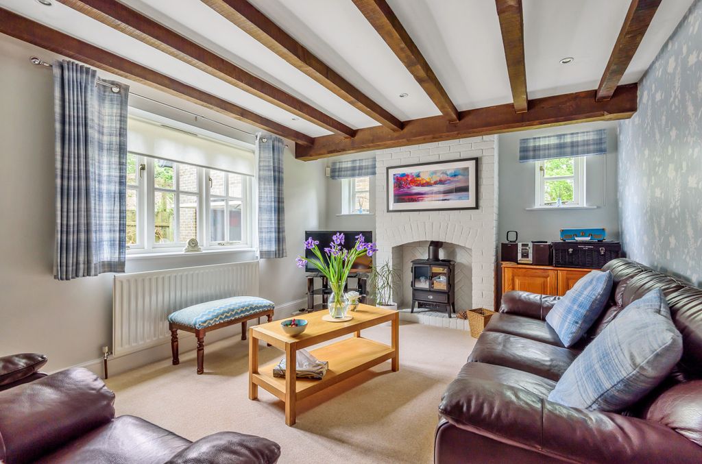 Property photo 2 of 23 844441 (2).Jpg