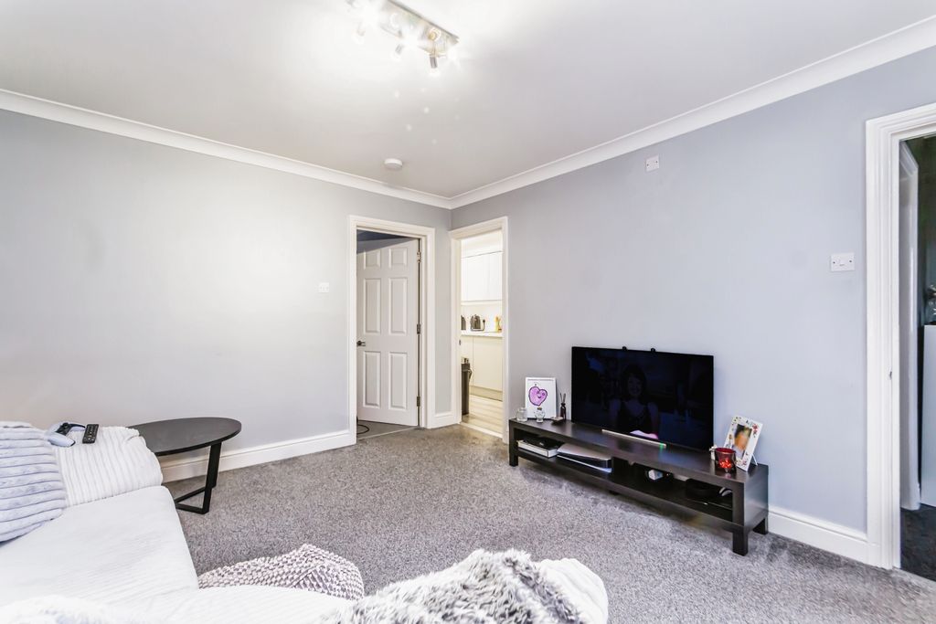 Property photo 3 of 16 Photography