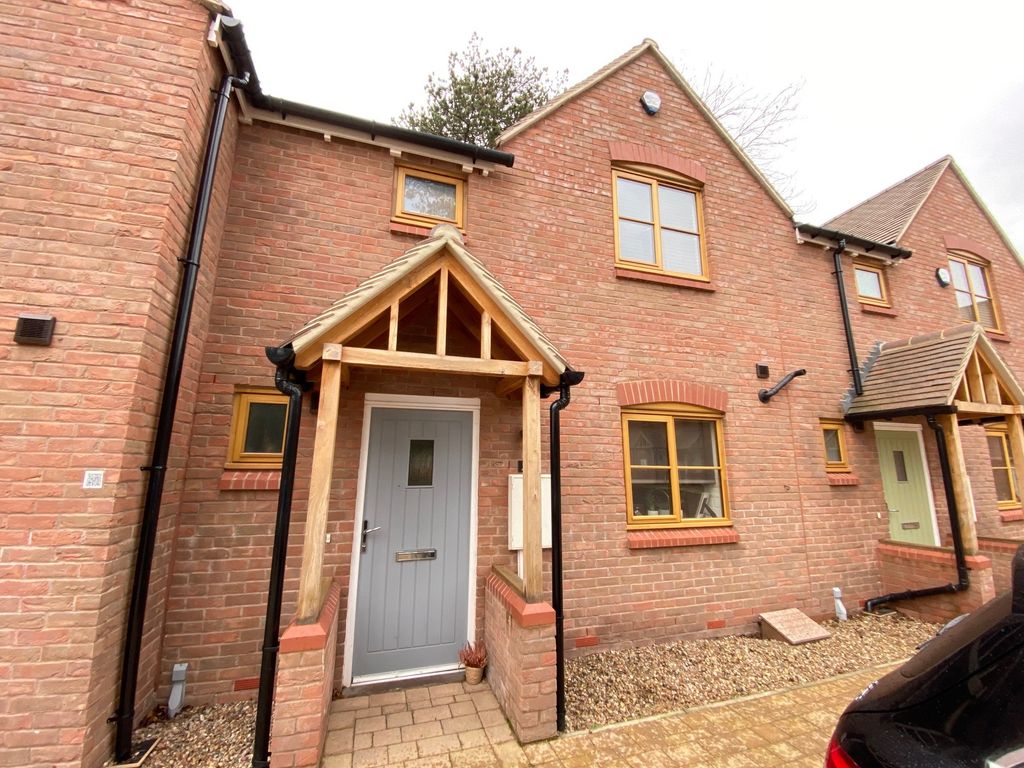 Property photo 1 of 8 External Front