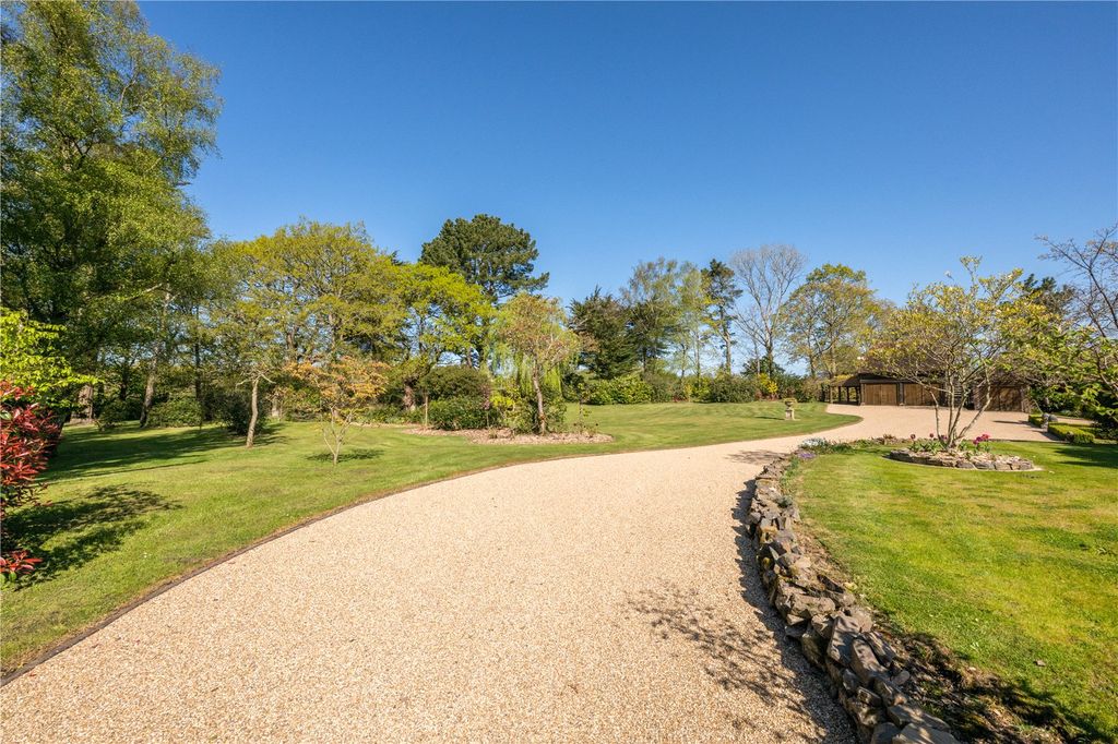 Property photo 3 of 40 Picture No. 82