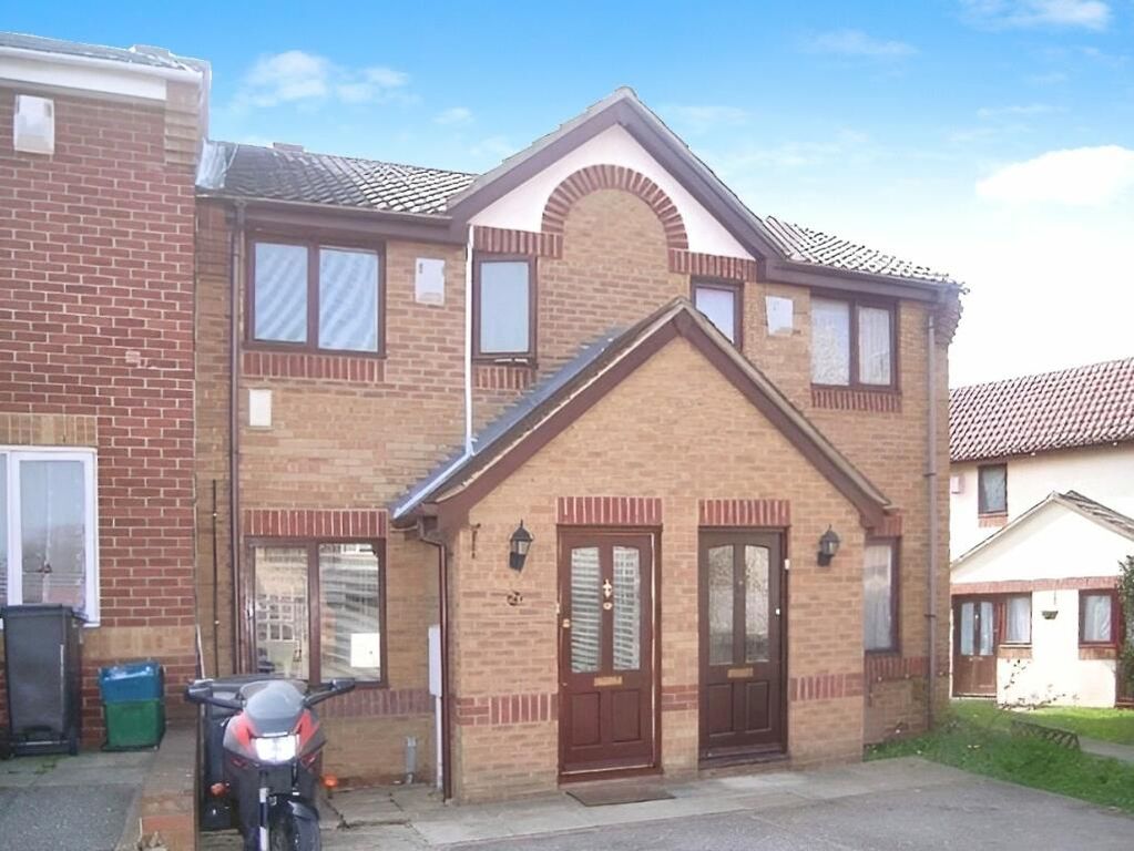 Property photo 1 of 8